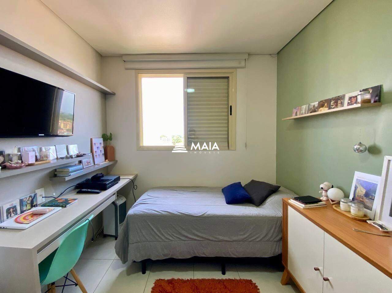 Apartamento à venda no Mercês: 
