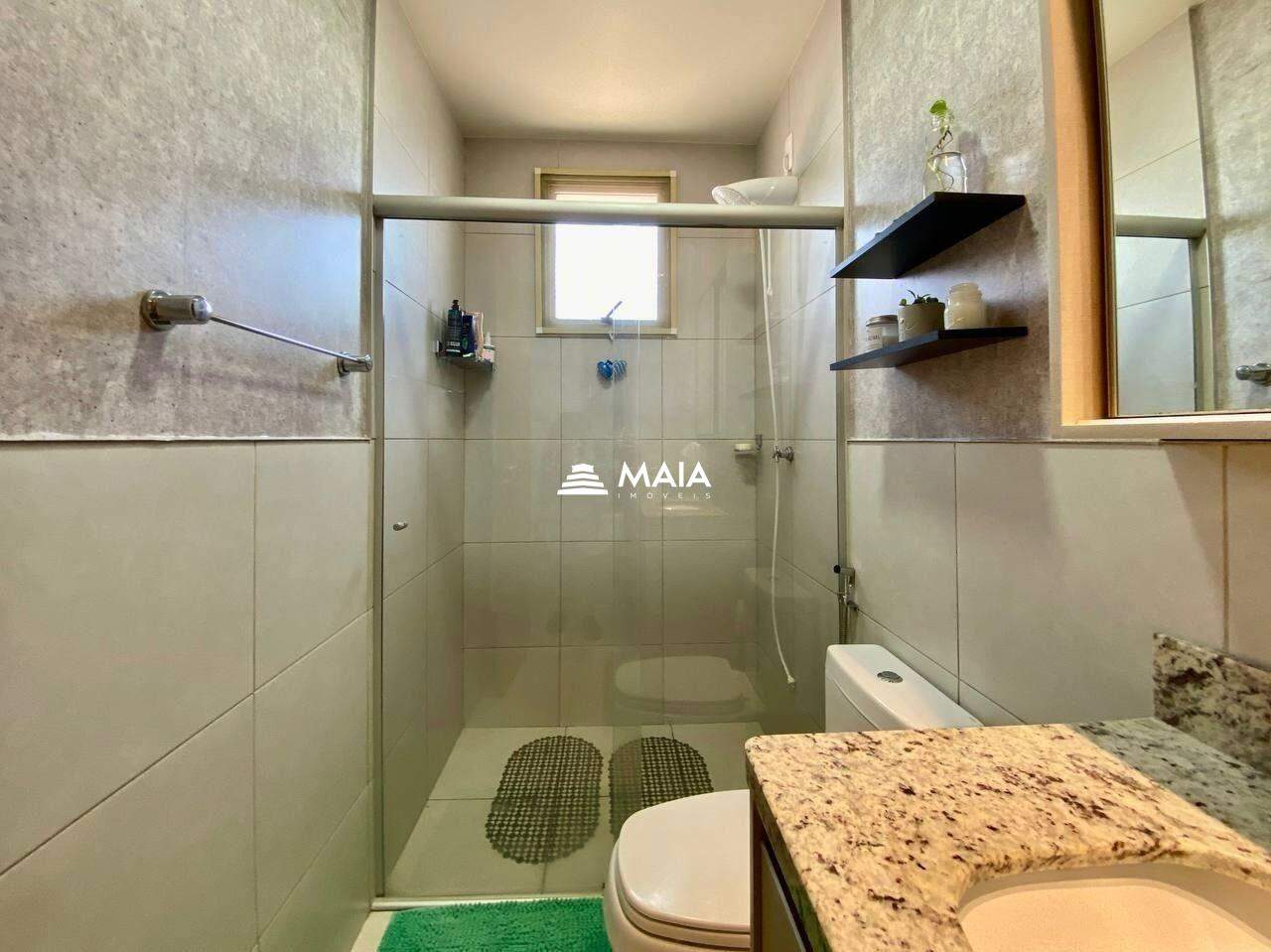 Apartamento à venda no Mercês: 