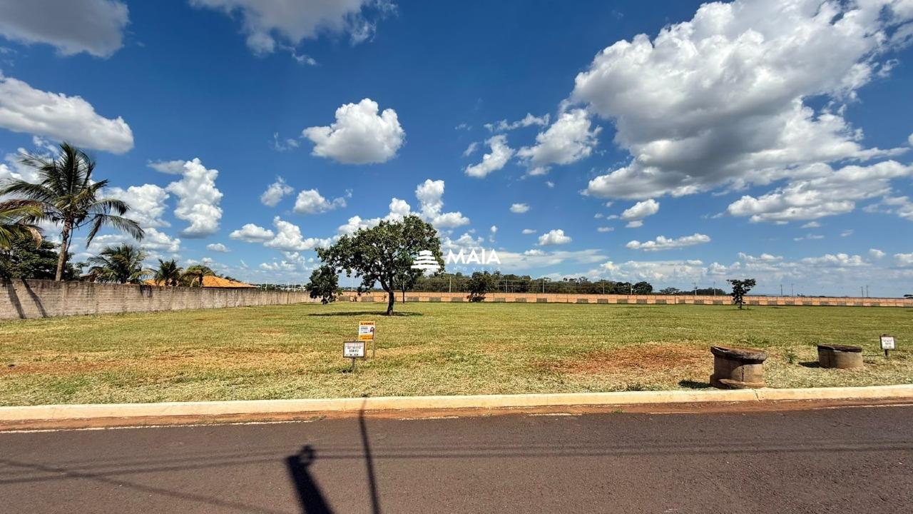 Terreno em Condomínio à venda no Residencial Mário de Almeida Franco: 