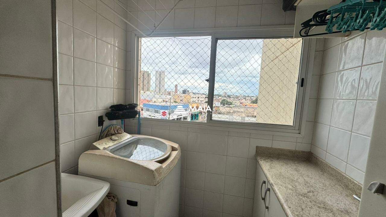 Apartamento à venda no Mercês: 