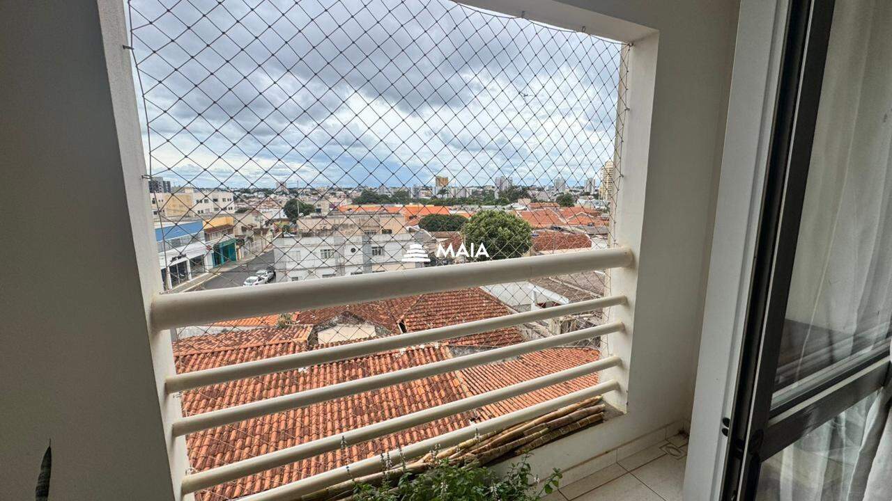 Apartamento à venda no Mercês: 