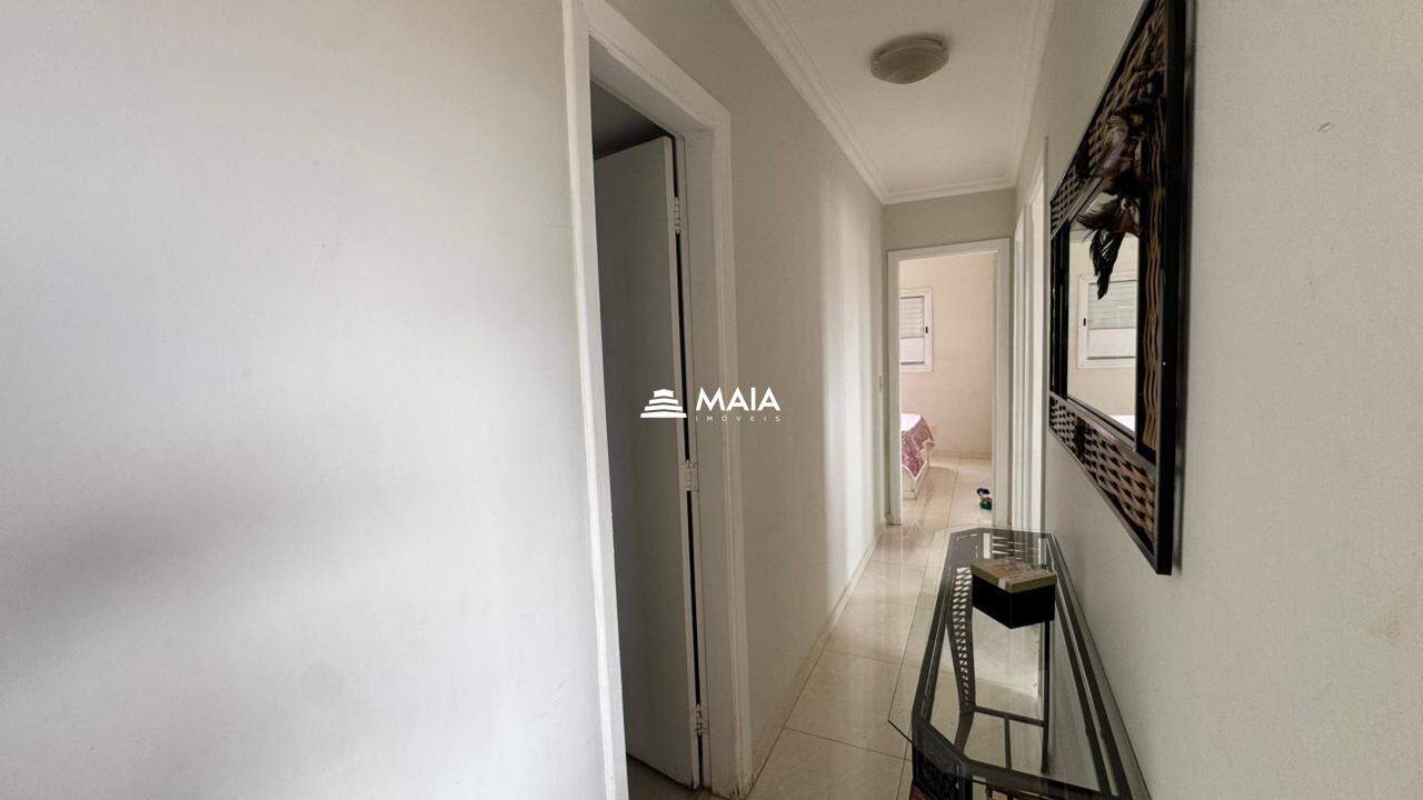 Apartamento à venda no Mercês: 