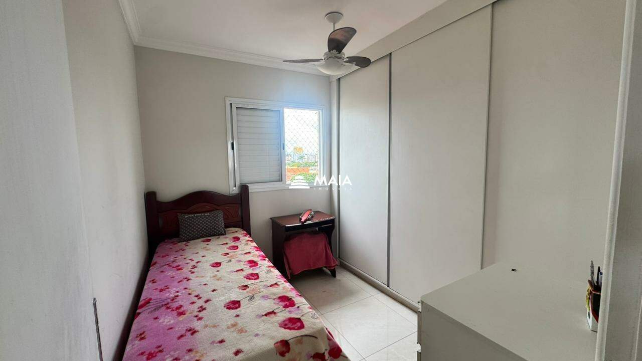 Apartamento à venda no Mercês: 