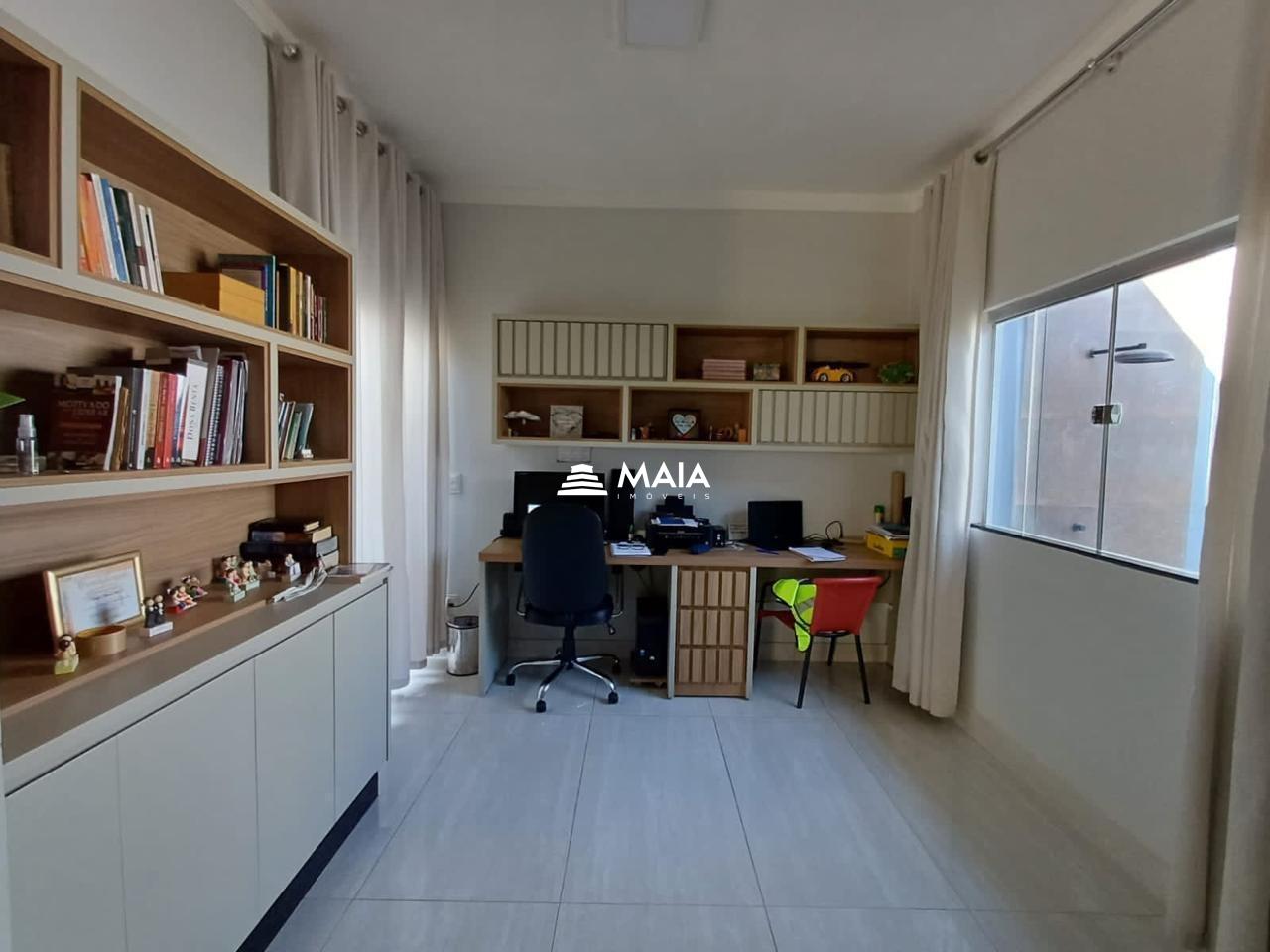 Casa à venda no Beija Flor II: 