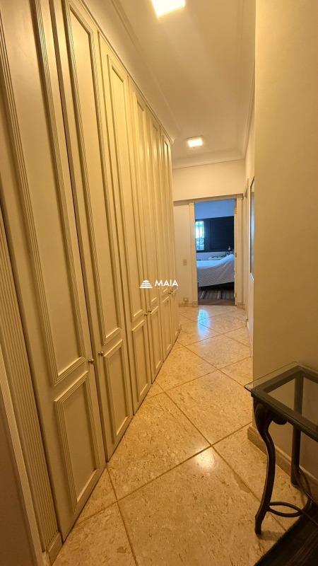 Apartamento à venda no Mercês: 