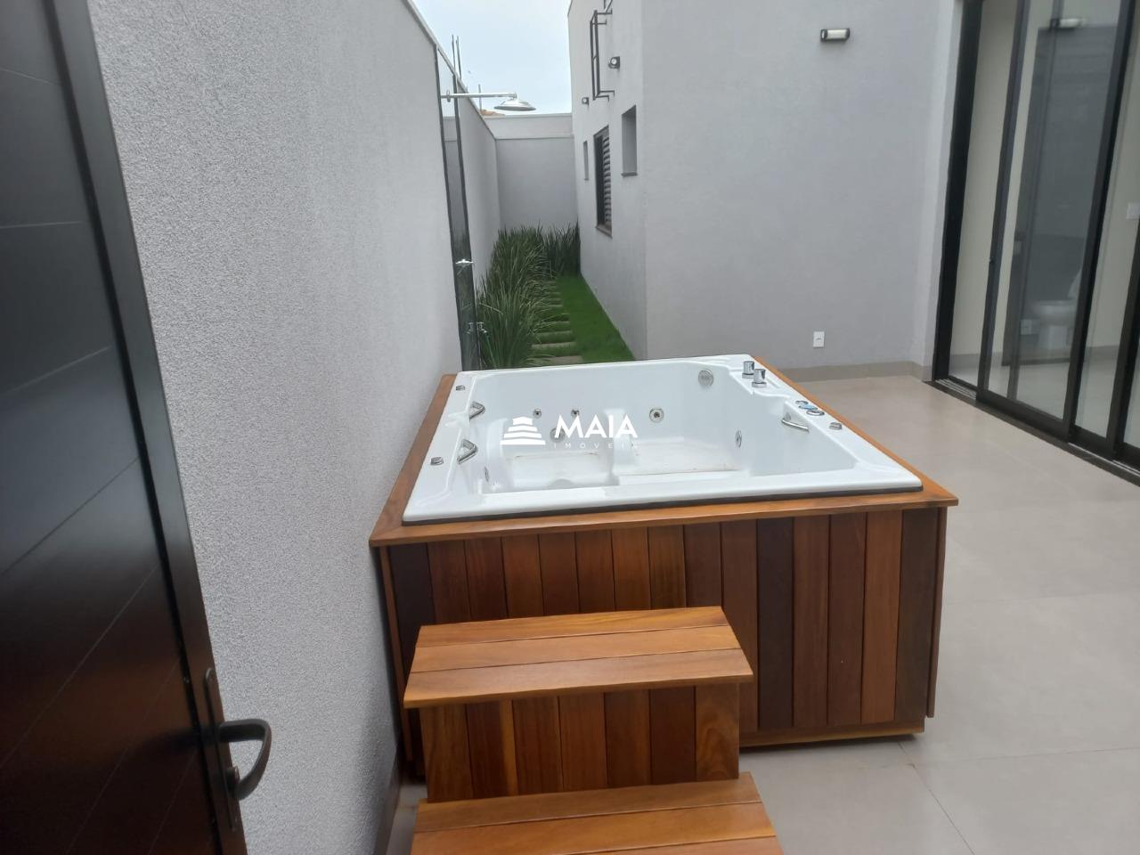 Casa de Condomínio à venda no Estância dos Ipês: 