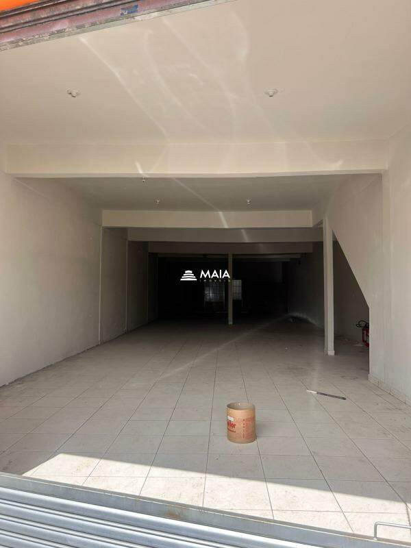 Galpão para aluguel no Manoel Mendes: 