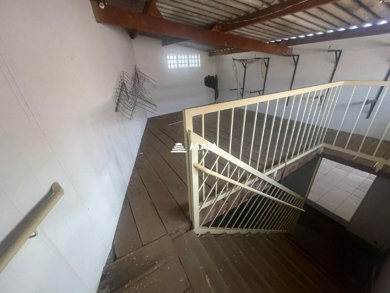 Galpão para aluguel no Manoel Mendes: 