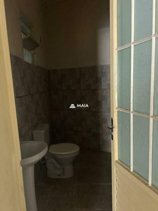 Galpão para aluguel no Manoel Mendes: 