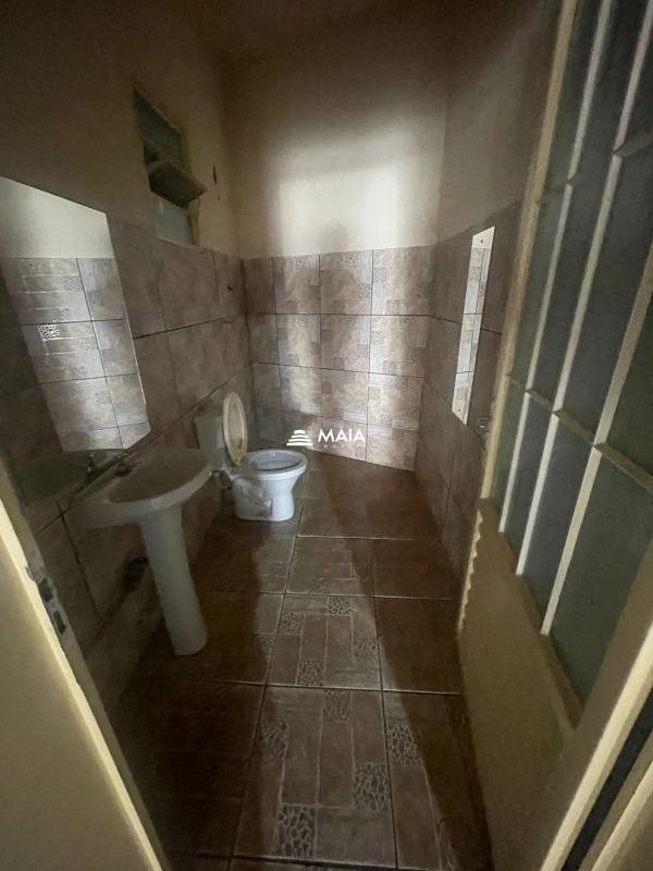 Galpão para aluguel no Manoel Mendes: 