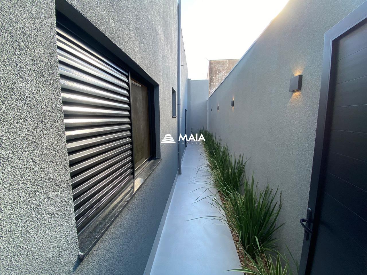 Casa à venda no Beija Flor: 