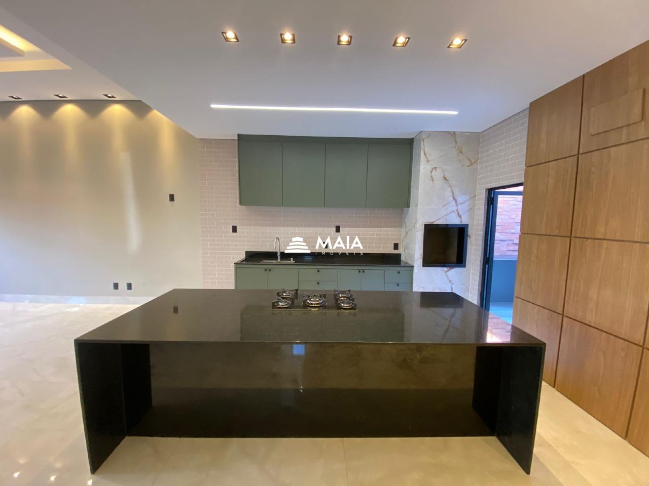 Casa à venda no Beija Flor: 