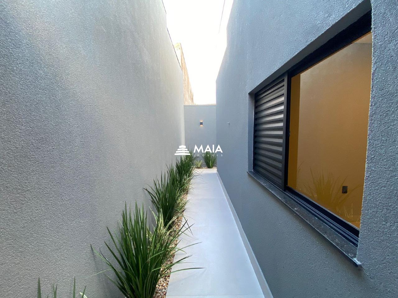 Casa à venda no Beija Flor: 