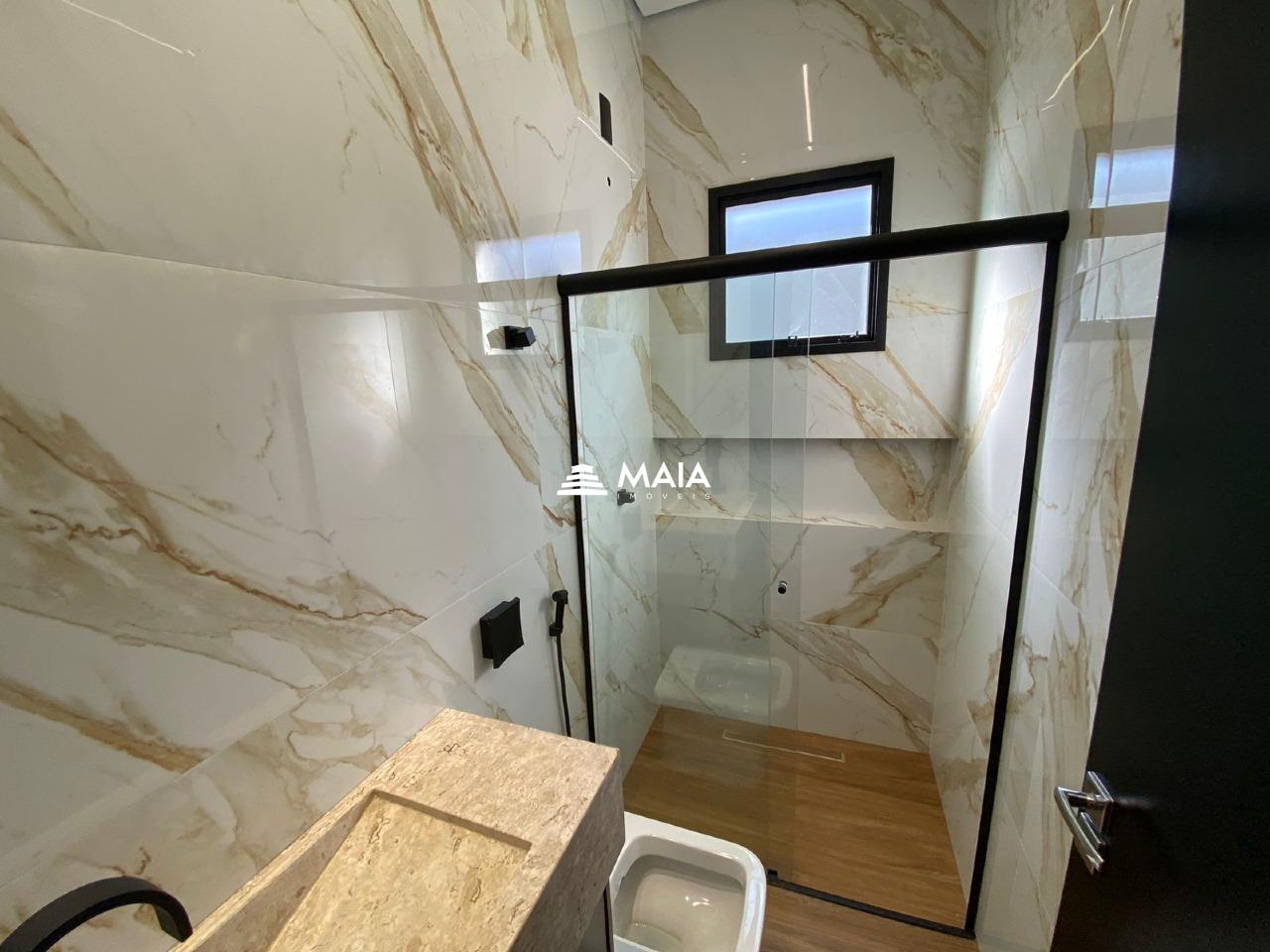 Casa à venda no Beija Flor: 