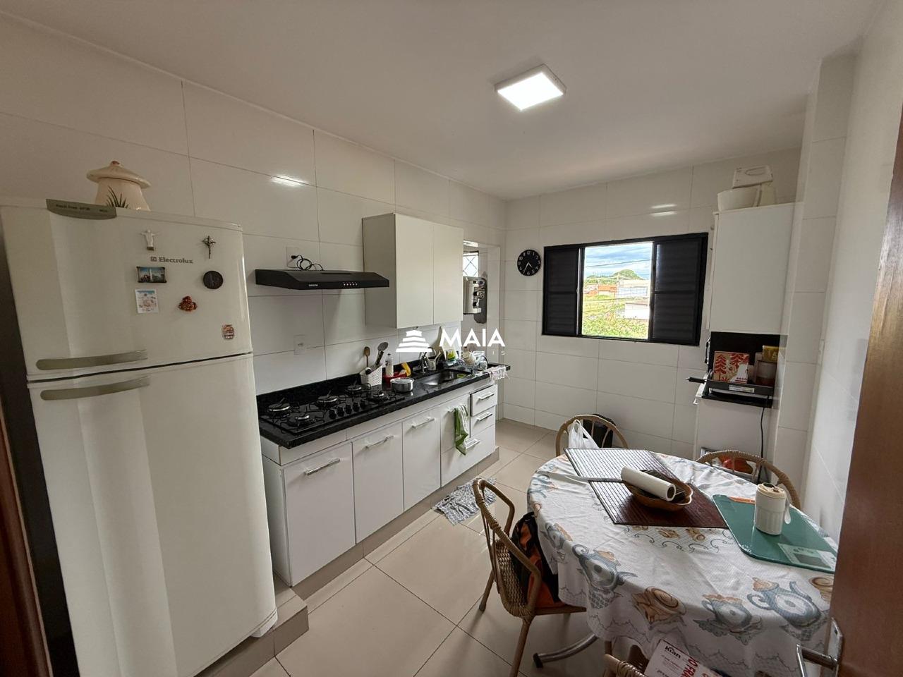 Apartamento à venda no Mercês: 