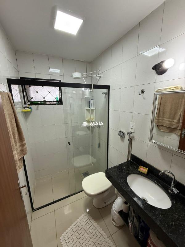 Apartamento à venda no Mercês: 