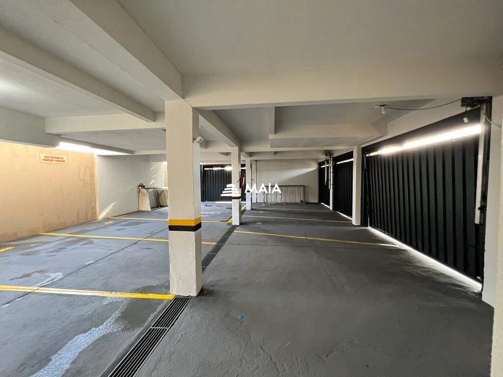 Apartamento à venda no Mercês: 