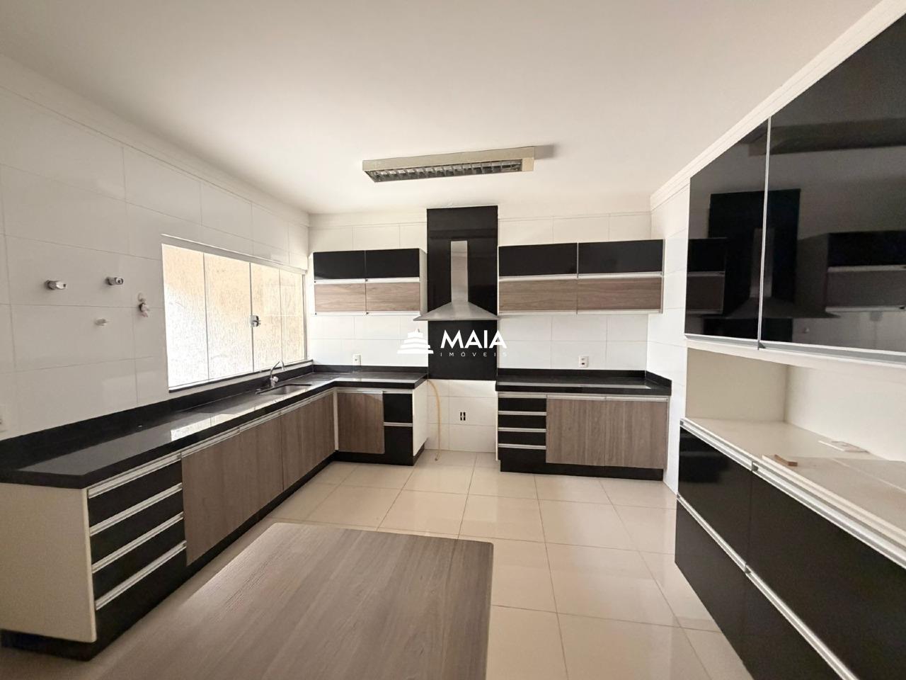 Casa à venda no Jardim do Lago: 