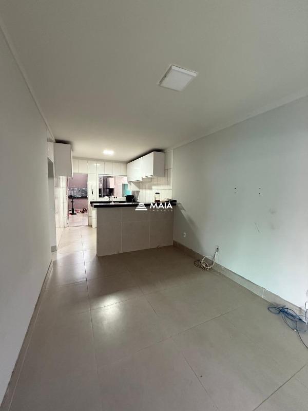 Casa à venda no Jardim Copacabana: 