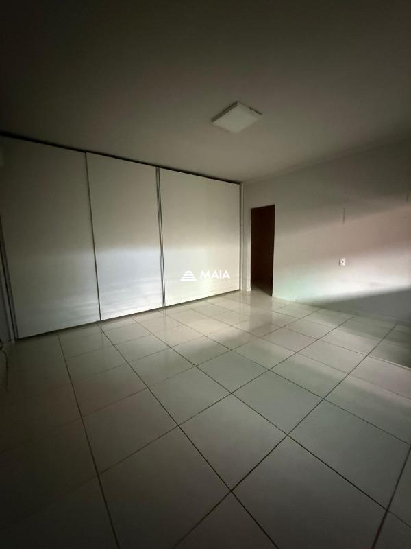 Casa à venda no Jardim Copacabana: 