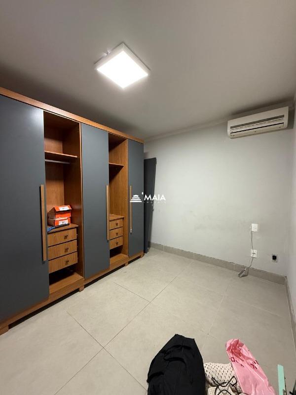 Casa à venda no Jardim Copacabana: 