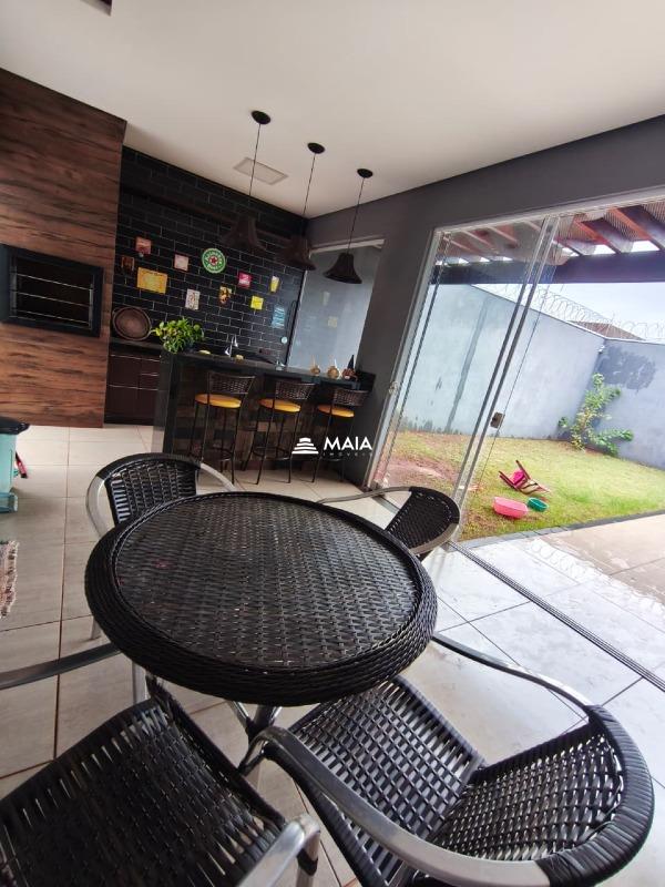 Casa à venda no Parque das Laranjeiras II: 