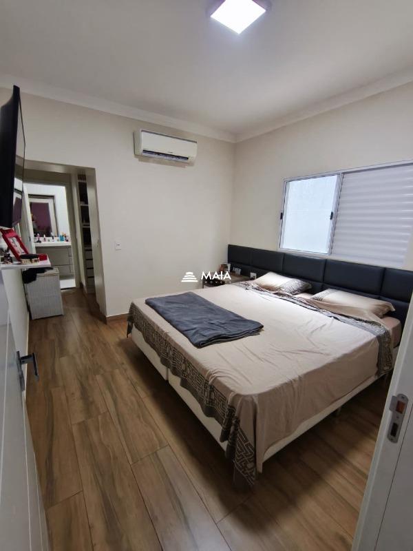 Casa à venda no Parque das Laranjeiras II: 