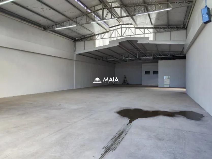 Galpão para aluguel no Mercês: 