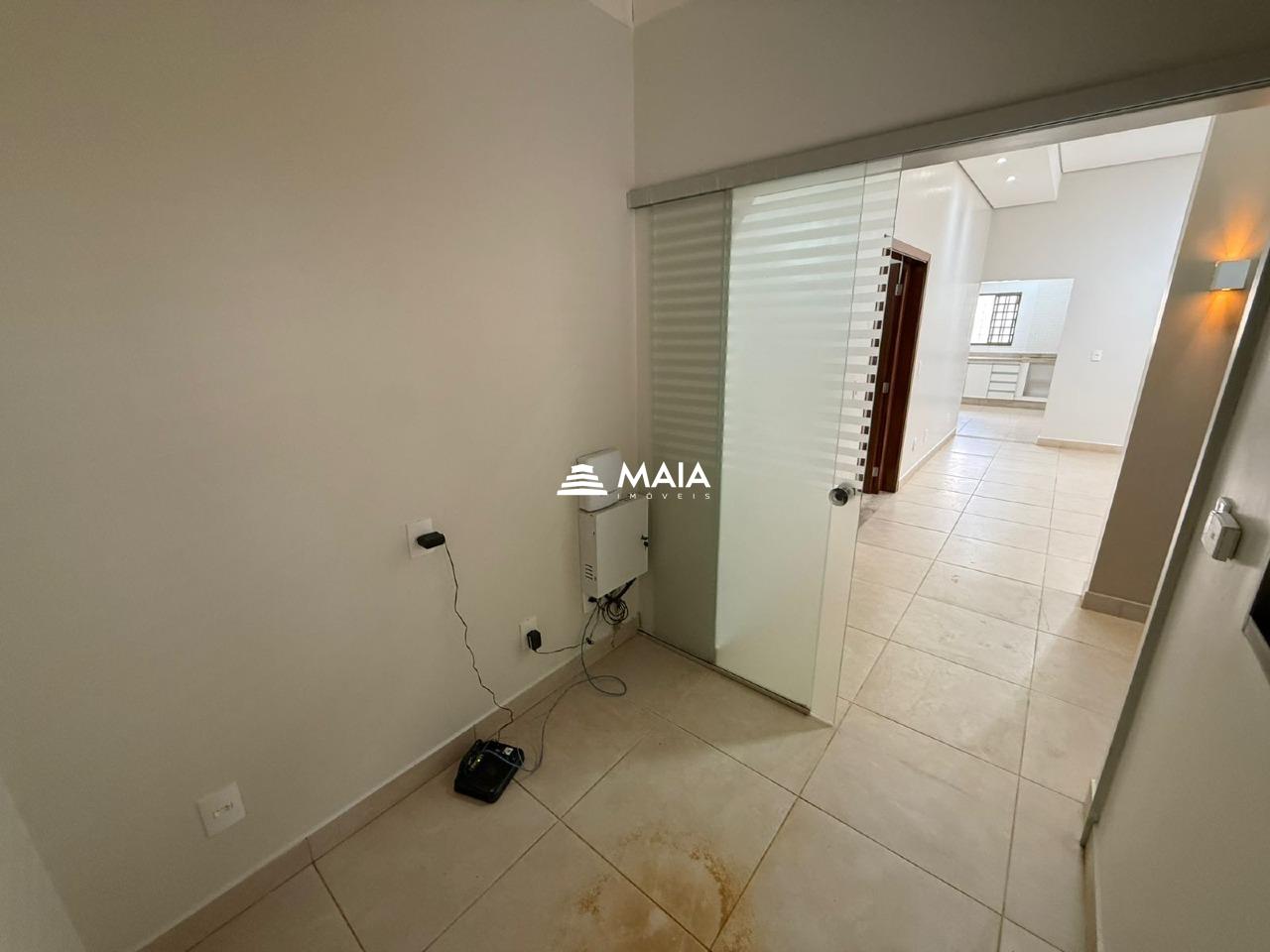 Casa à venda no Parque do Mirante: 