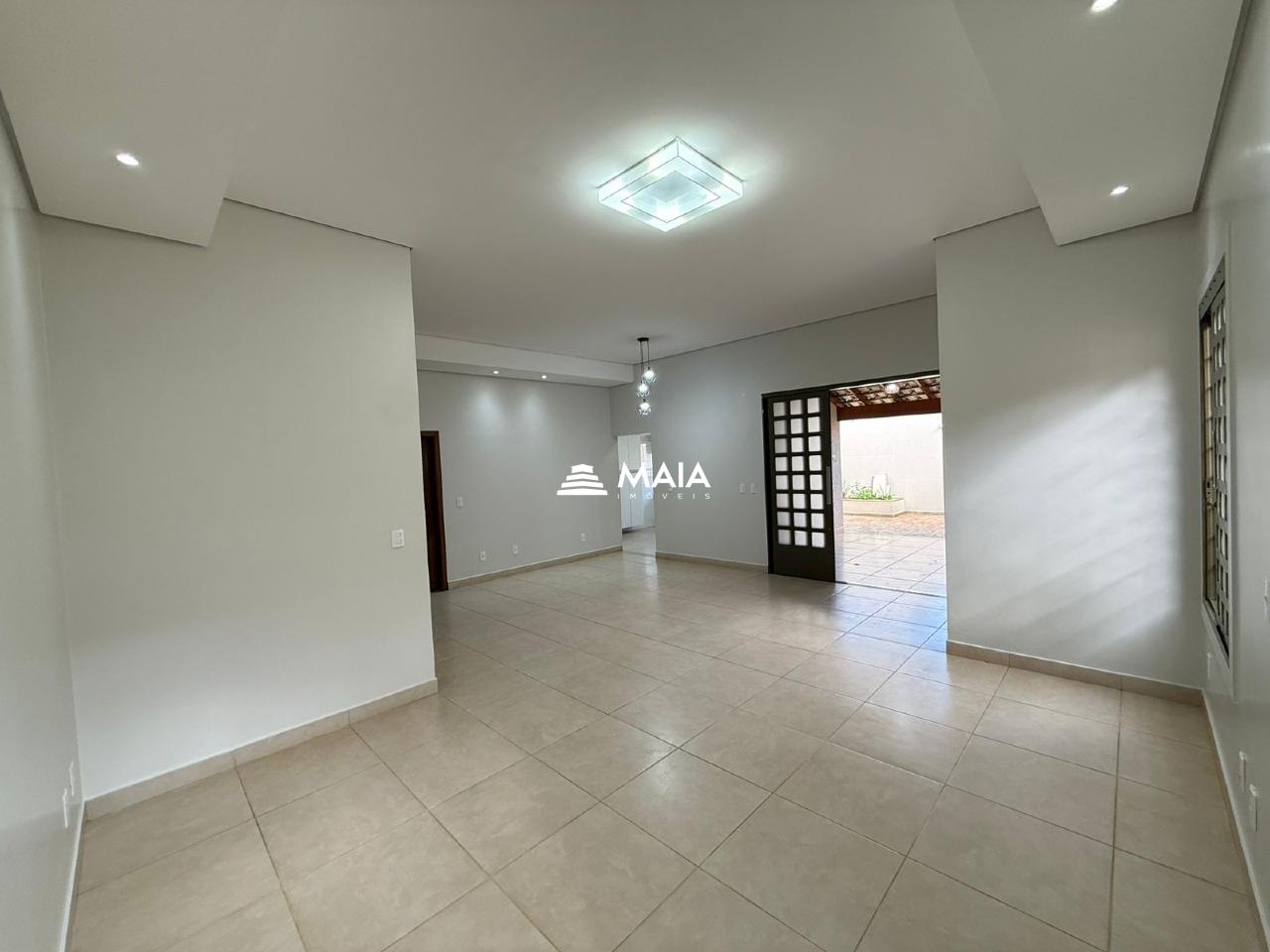 Casa à venda no Parque do Mirante: 