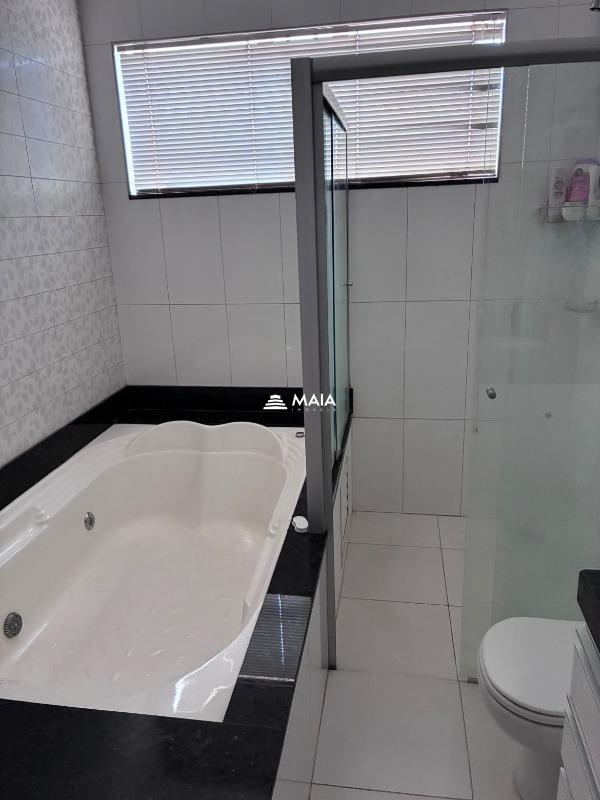 Casa à venda no Santa Maria: 