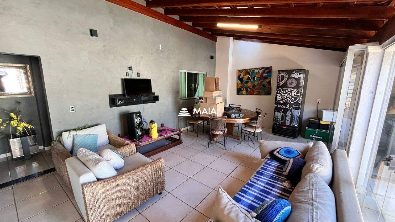 Casa à venda no Jardim Nenê Gomes: 