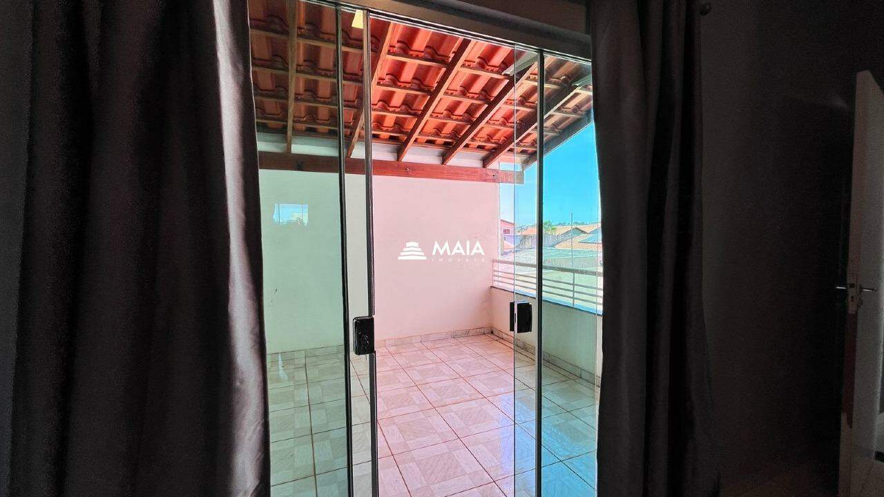 Casa à venda no Jardim Nenê Gomes: 