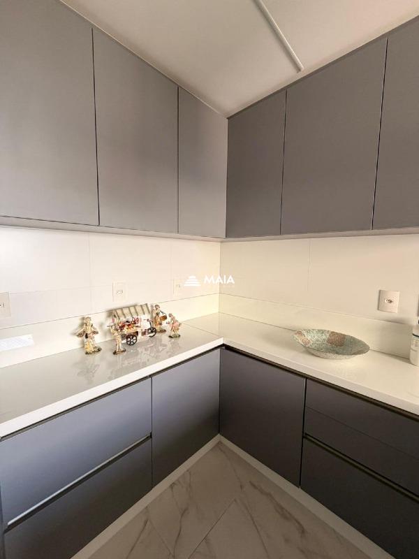 Apartamento para aluguel no Mercês: 