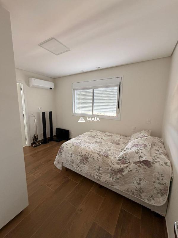 Apartamento para aluguel no Mercês: 