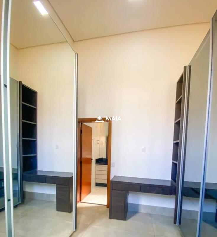 Casa de Condomínio para aluguel no Estância dos Ipês: 