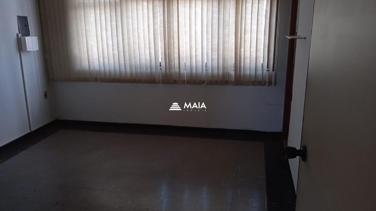 Comercial para aluguel no Abadia: 