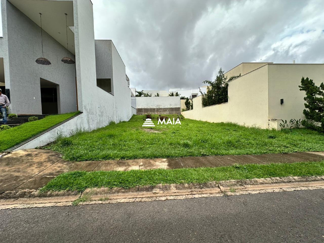 Terreno em Condomínio à venda no Baronesa, Residencial: 