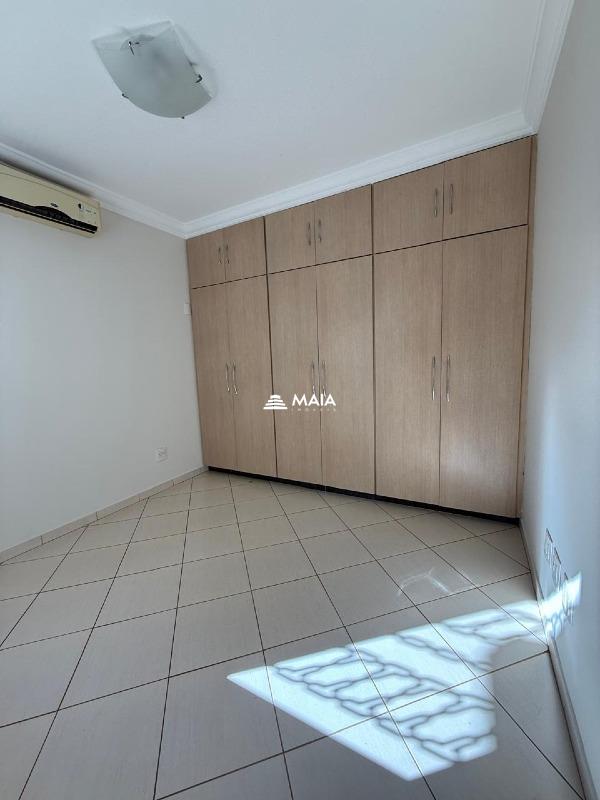 Casa à venda no Mercês: 