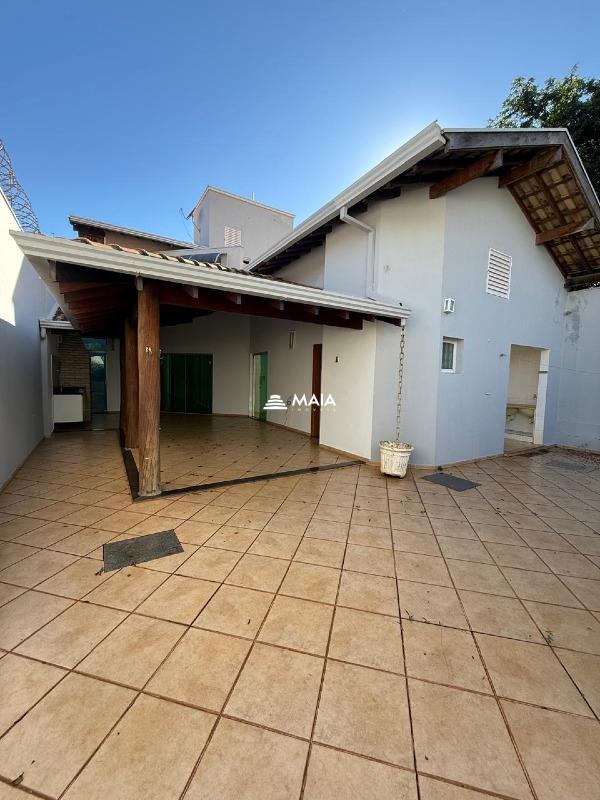 Casa à venda no Mercês: 