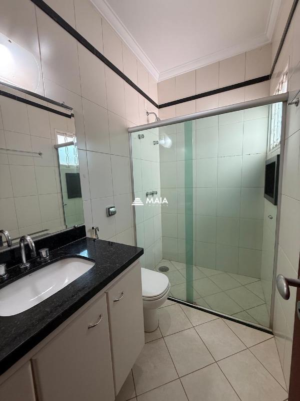 Casa à venda no Mercês: 