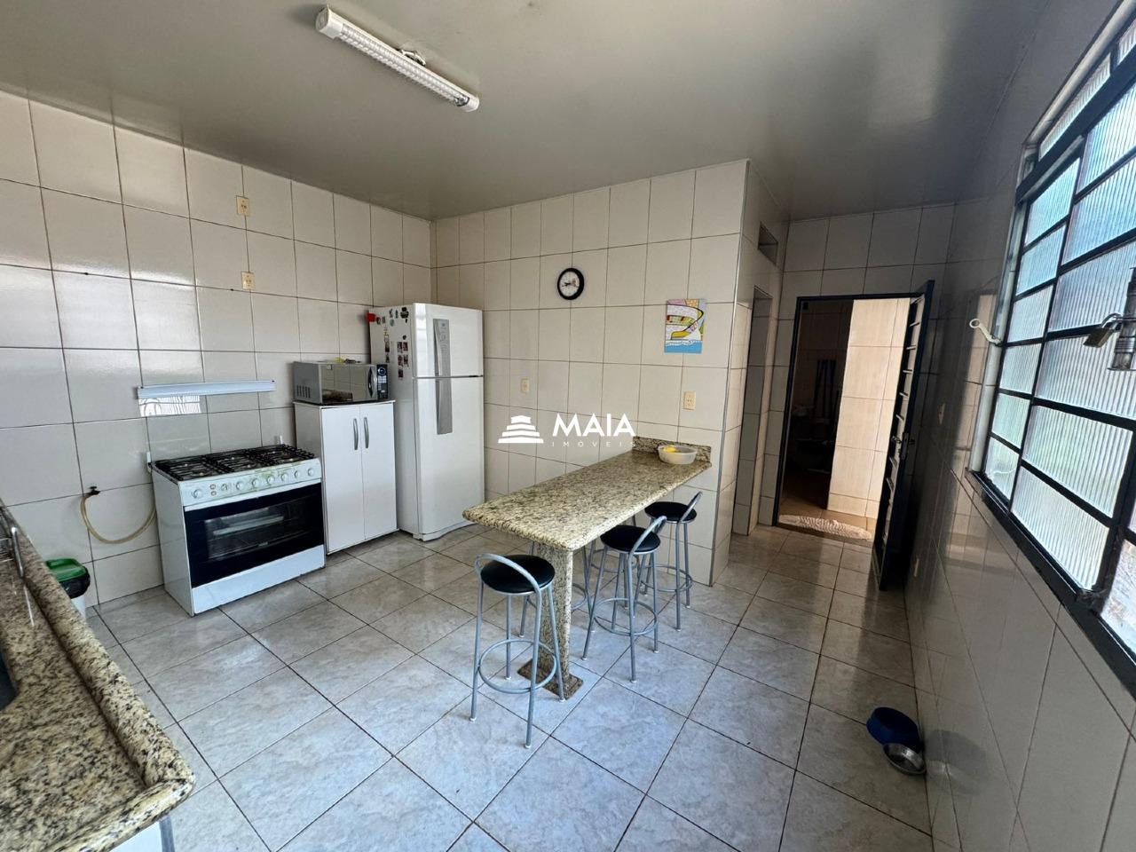 Casa à venda no Mercês: 