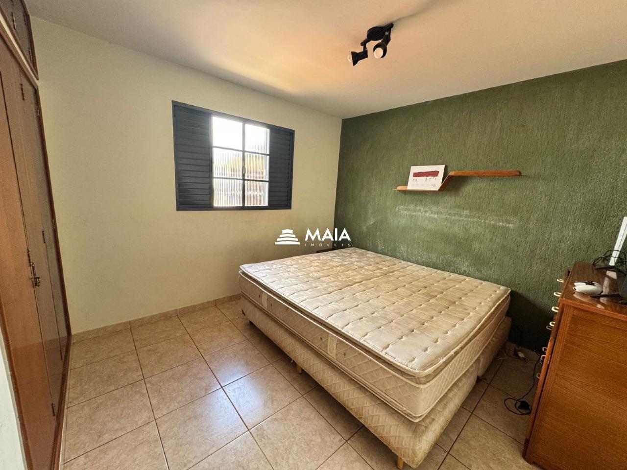 Casa à venda no Mercês: 