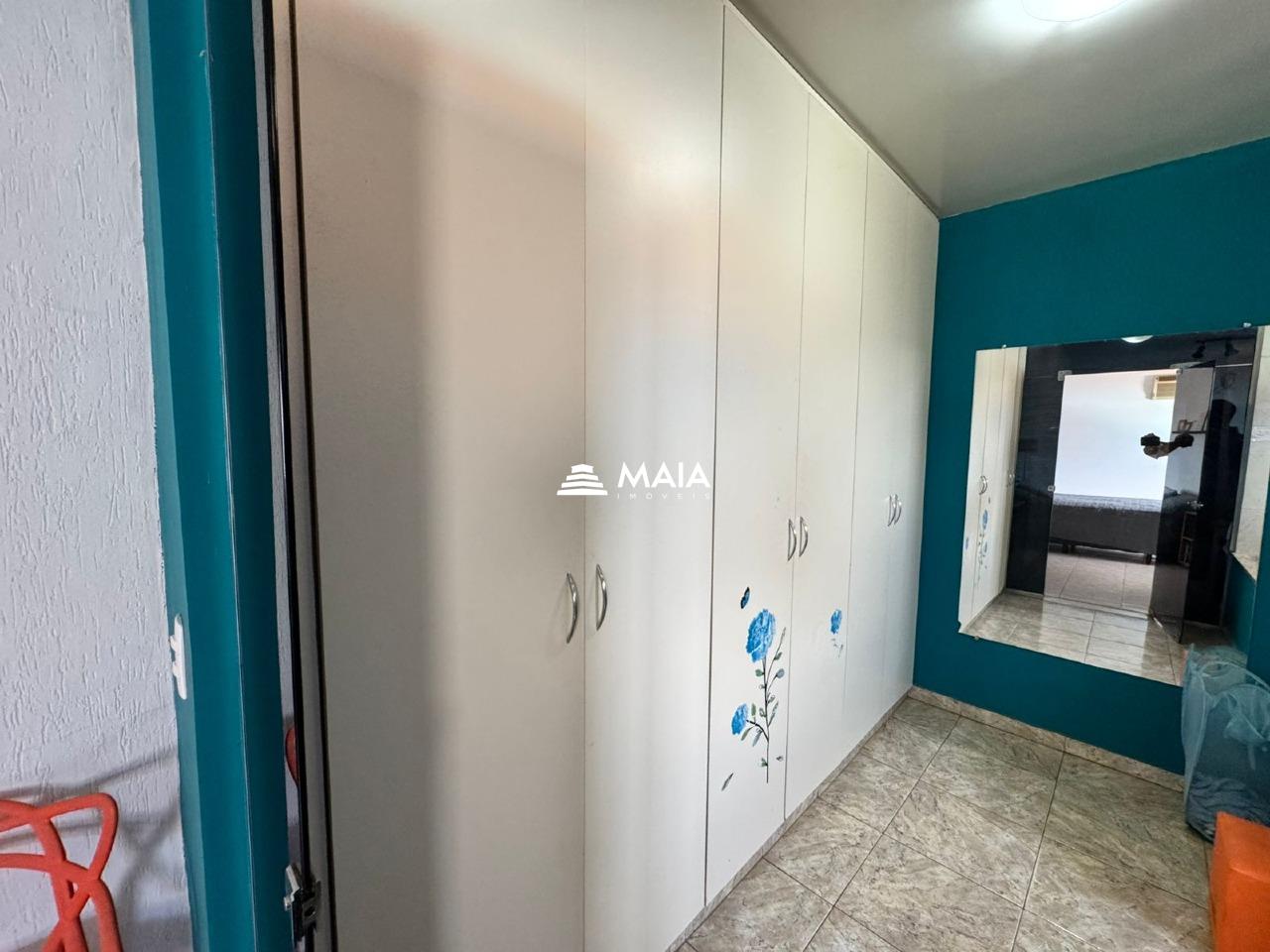 Casa à venda no Mercês: 