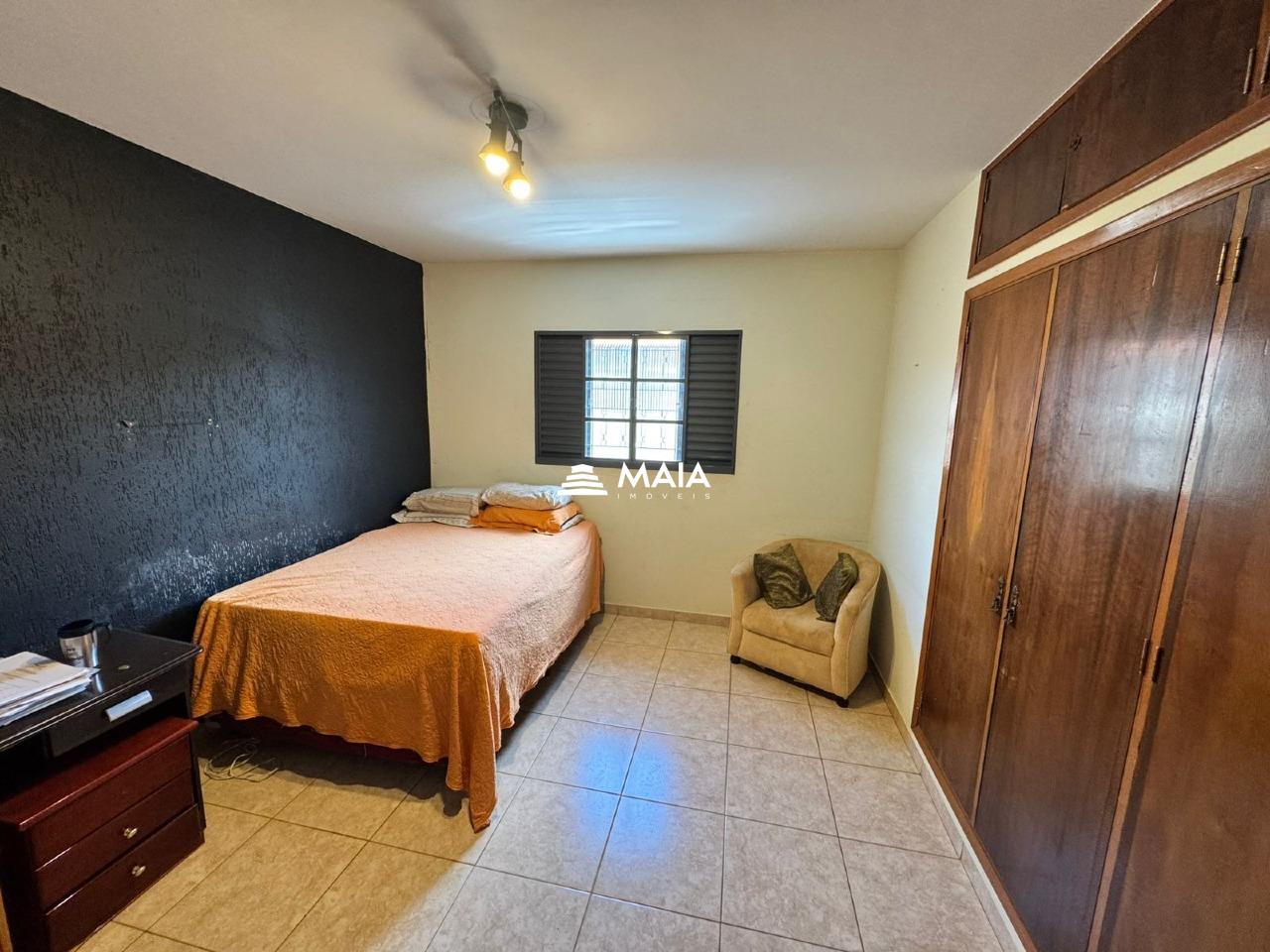 Casa à venda no Mercês: 