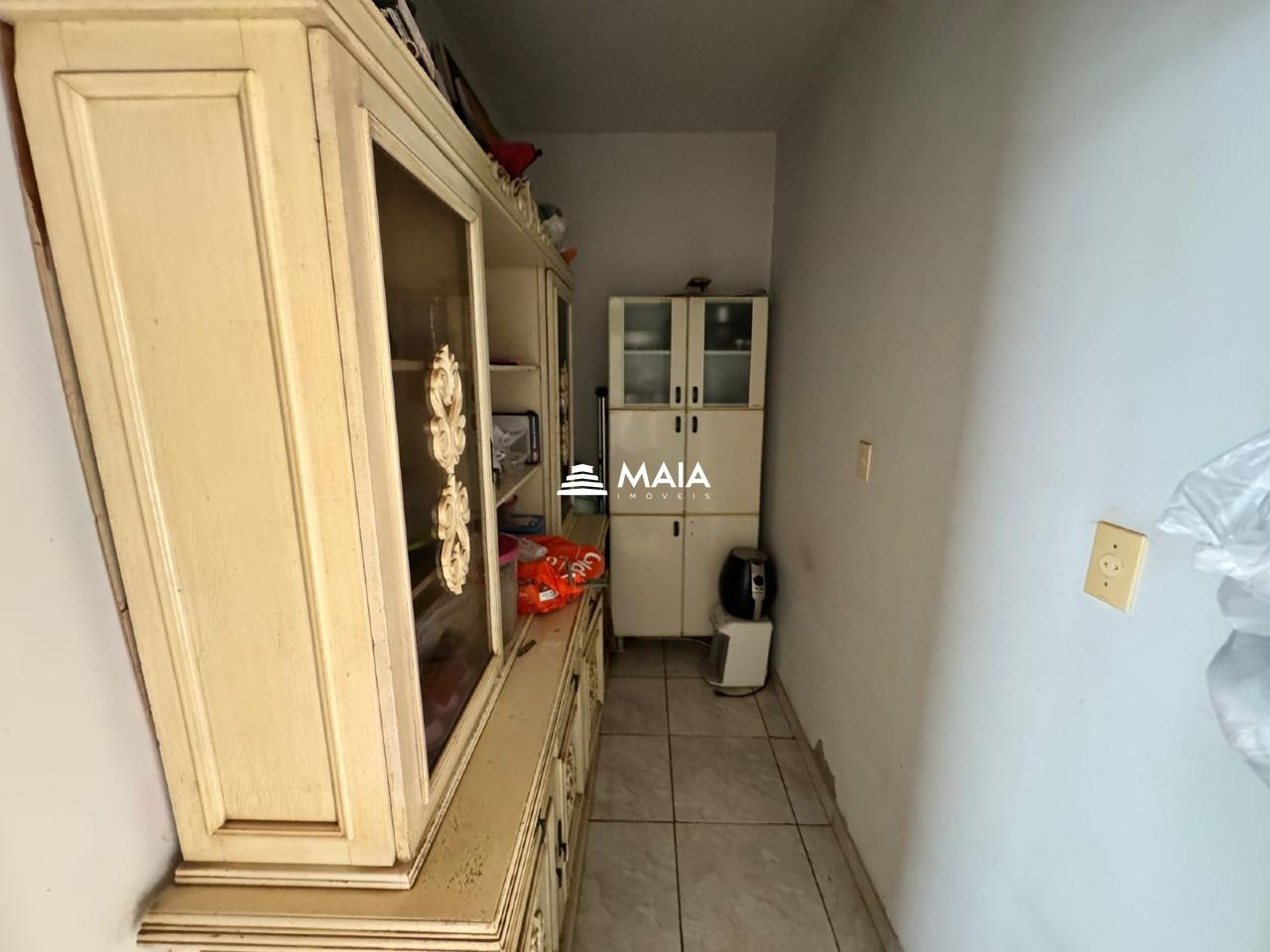 Casa à venda no Mercês: 