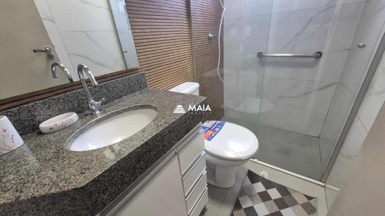 Apartamento à venda no Mercês: 