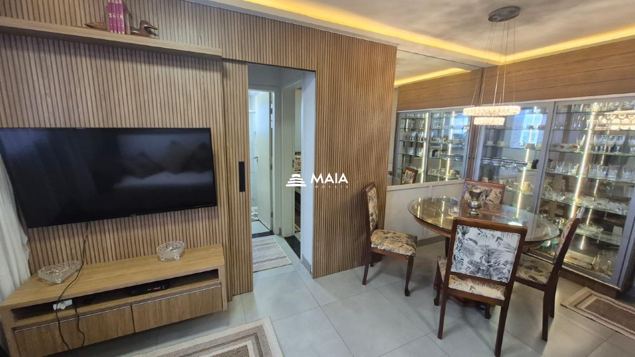 Apartamento à venda no Mercês: 