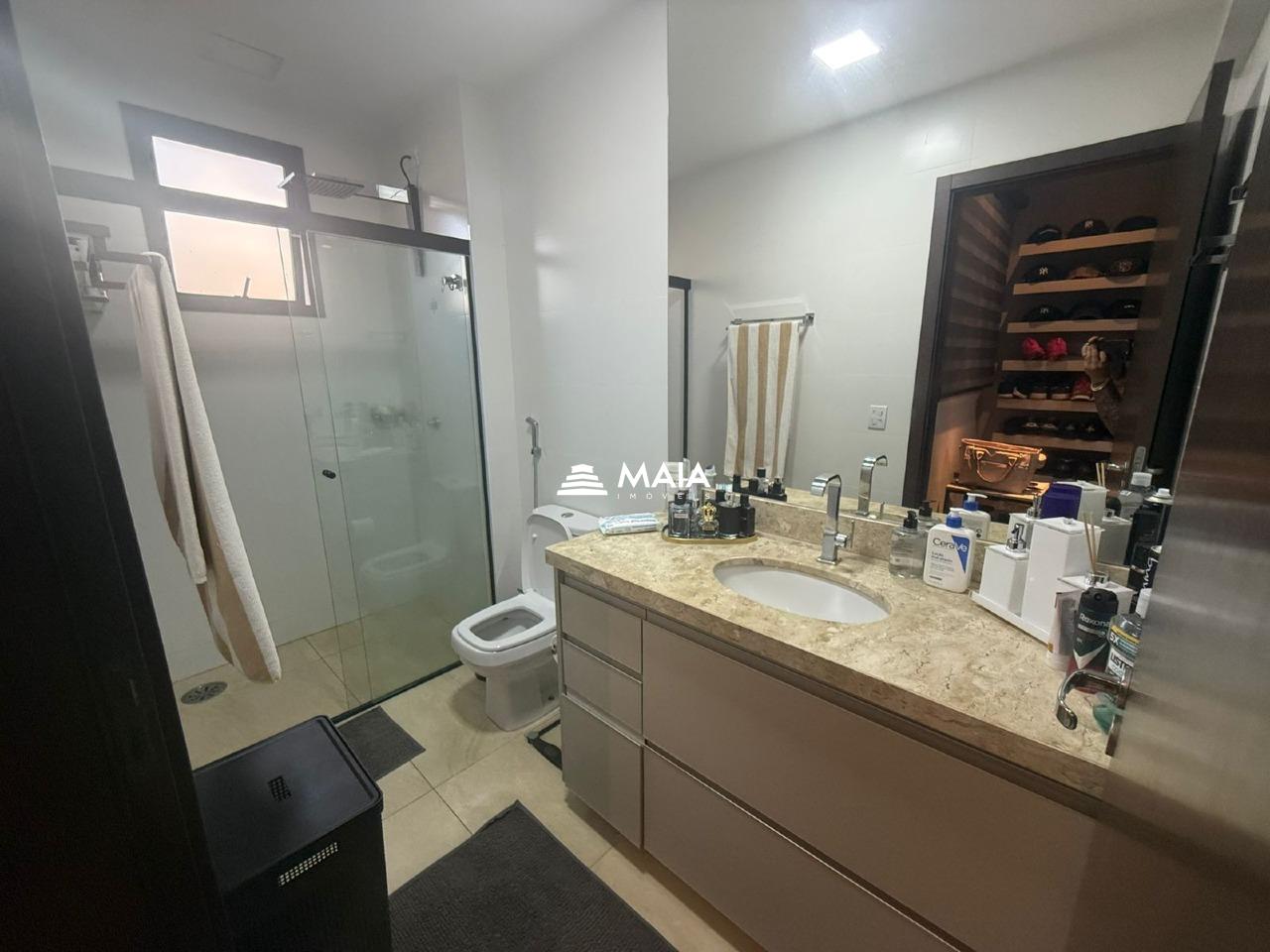 Apartamento à venda no Jardim do Lago: 