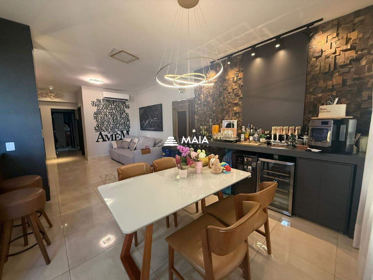 Apartamento à venda no Jardim do Lago: 